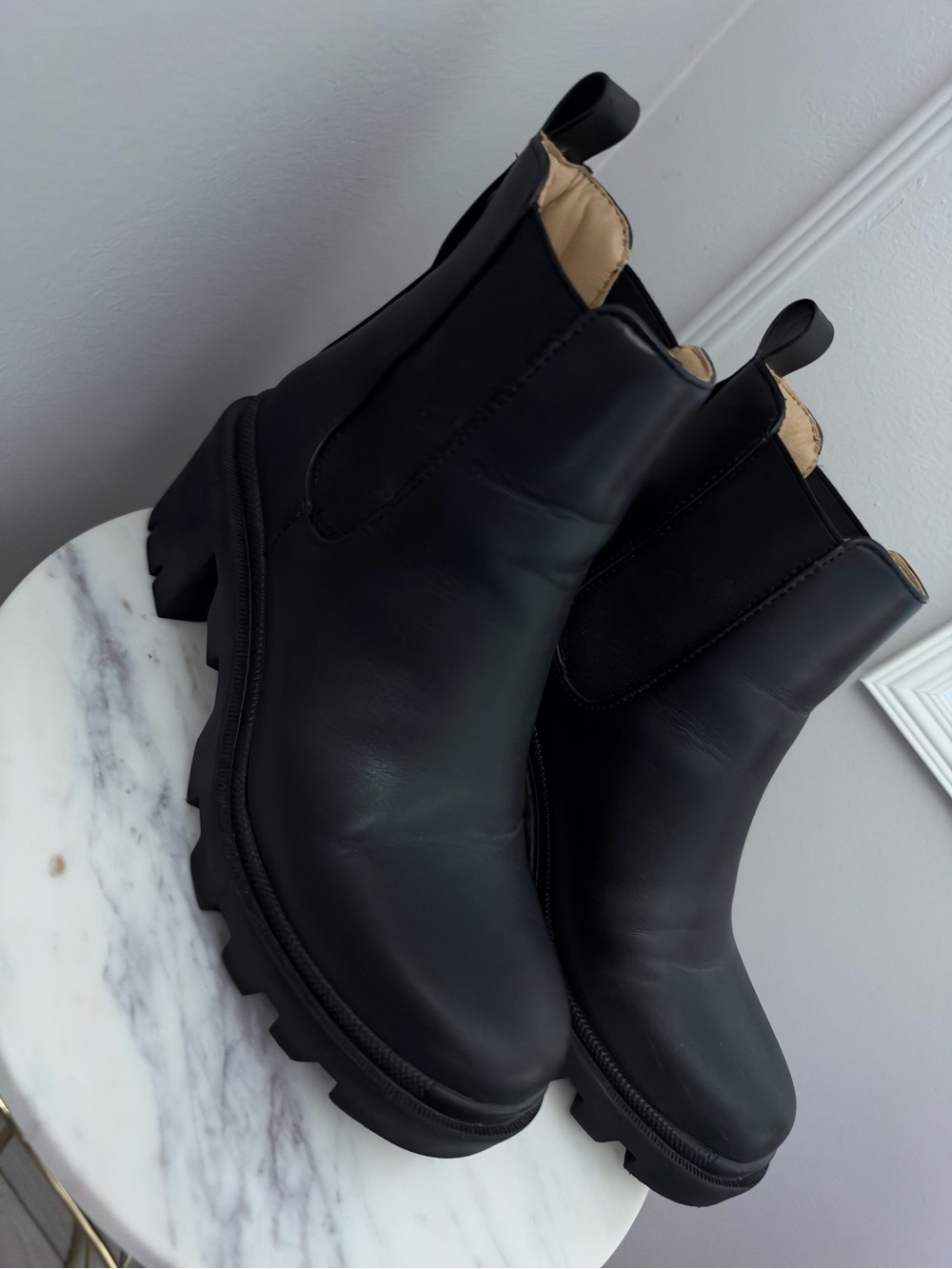 Steve Madden Black Chunky Chelsea Lug Ankle Boots